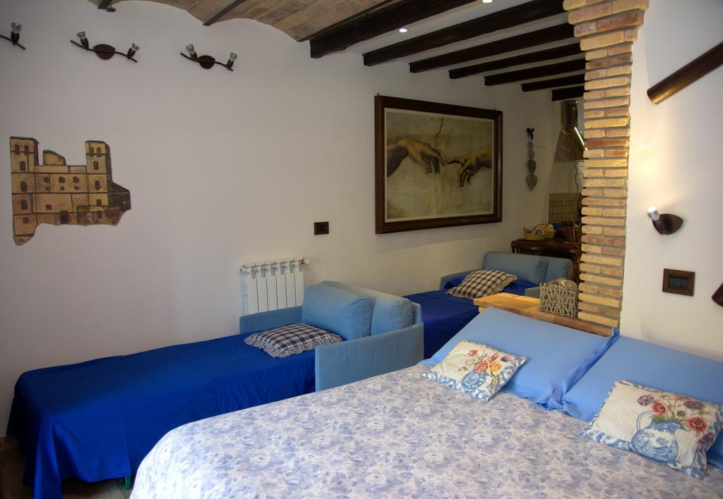 Il Nido Di Rondine Bed and Breakfast Dolceacqua Eksteriør billede
